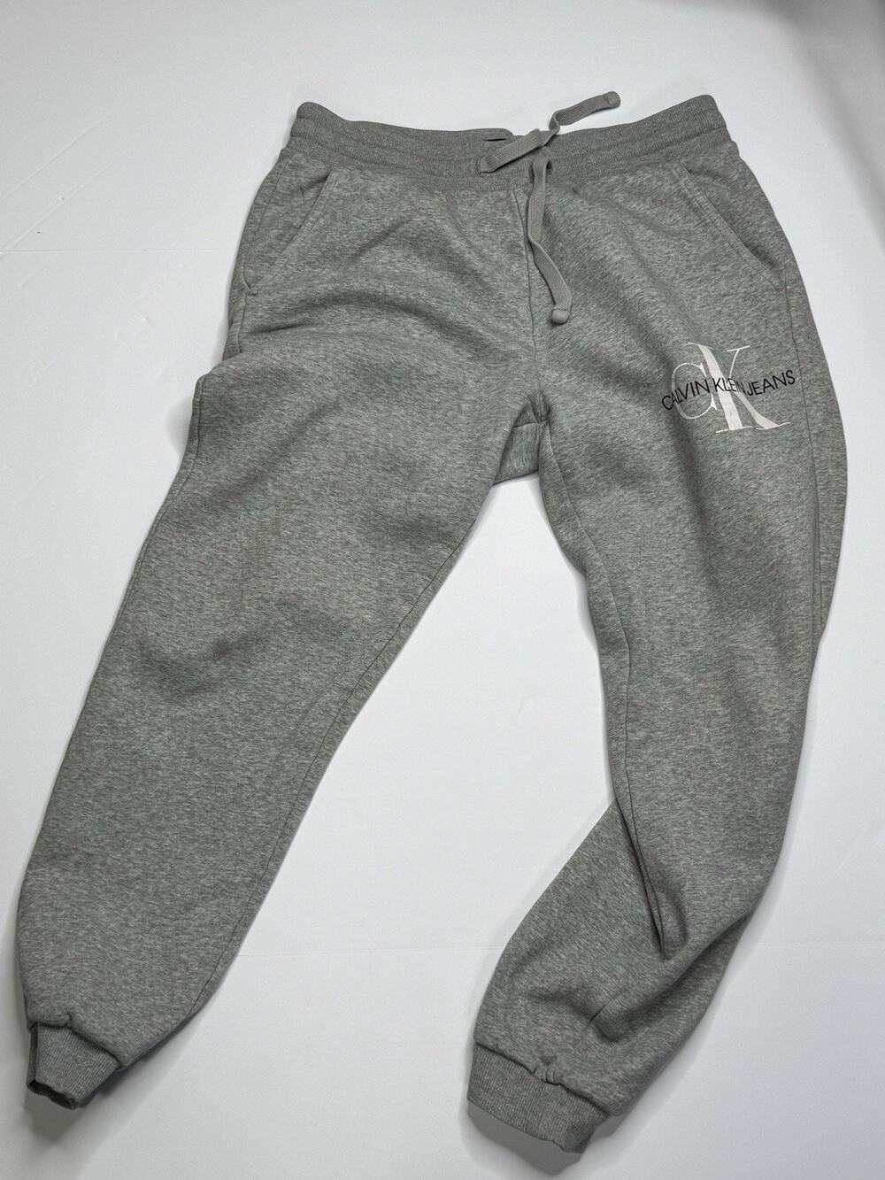 Calvin Klein Jeans Monogram Logo Fleece Jogger Pants Mens Medium Gray Sweatpants